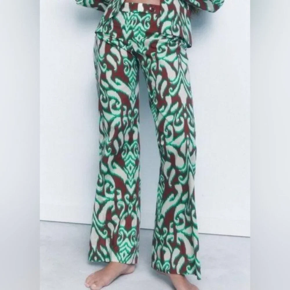 NWT ZARA Printed‎ Pants Trousers Mid-Rise Straight Leg Size MEDIUM